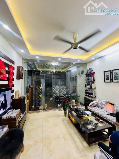 📌 BÁN NHÀ PHÂN LÔ VĂN QUÁN – 75M2 – 5 TẦNG – SỔ NỞ HẬU – GIÁ HƠN 17 TỶ - 1