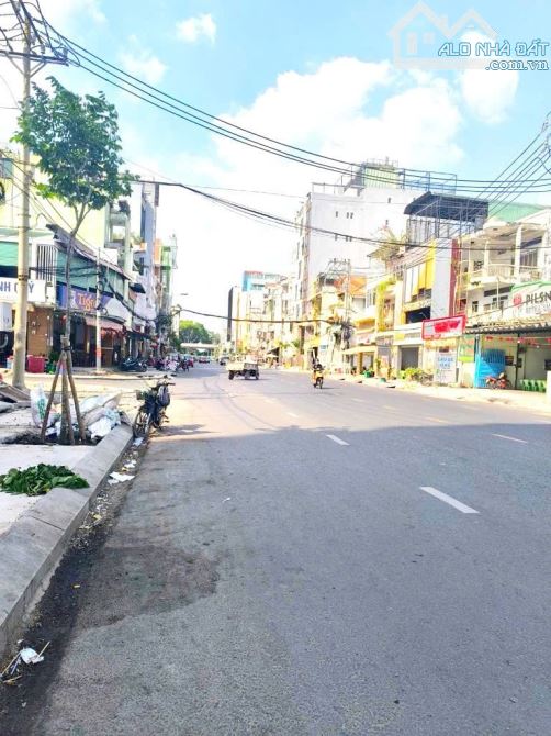 KHU VIP HOÀNG HOA THÁM P13 TÂN BÌNH, NHÀ GA T3, 5X25M,HẺM Ô TÔ, 16.X TỶ - 1