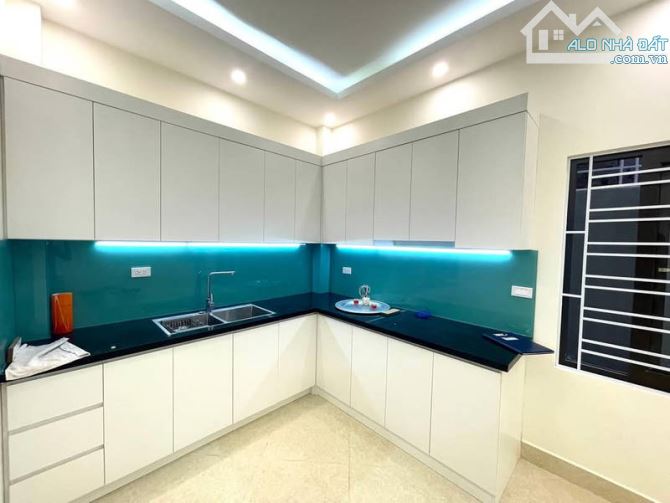 GIÁ ĐẦU TƯ NHÀ YÊN HOÀ, CẦU GIẤY, 51M2, 5TẦNG, 2 THOÁNG, GIÁ 9,3 TỶ - 1