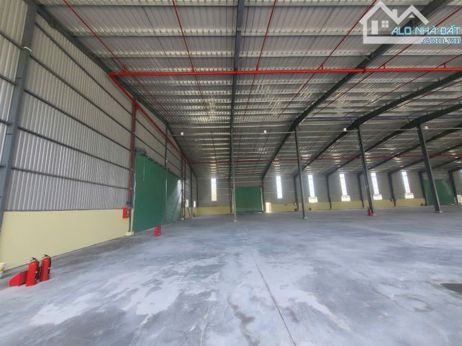 Cho thuê 2200m2 XƯỞNG Tân Uyên Gía :140 triệu/tháng ,PCCC tự động nghiệm thu ,Đường  cont - 1