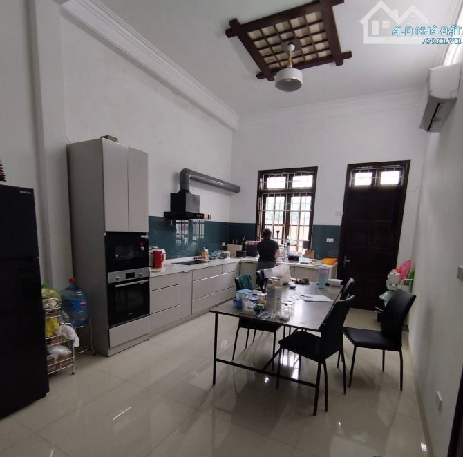 TRUNG KÍNH CẦU GIẤY 63m2 4T 19 TỶ PHÂN LÔ Ô TÔ LÔ GÓC - 1