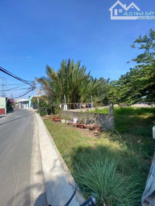Đất 7tỷ. DT 8 x 37. (270m2) tại Lê Văn Lương. View sông Rạch Tôm - 1