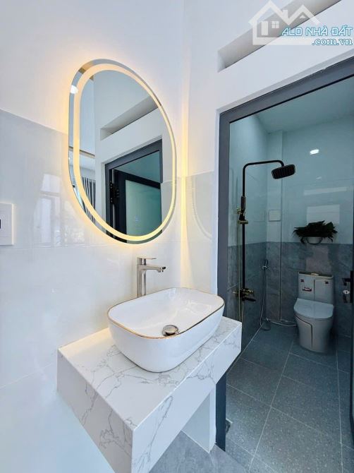 NHÀ ĐẸP GÒ VẤP HƯỚNG ĐÔNG - HẺM XE HƠI 5M - DT 6X11M - GIÁ 6,18 TỶ TL - 12