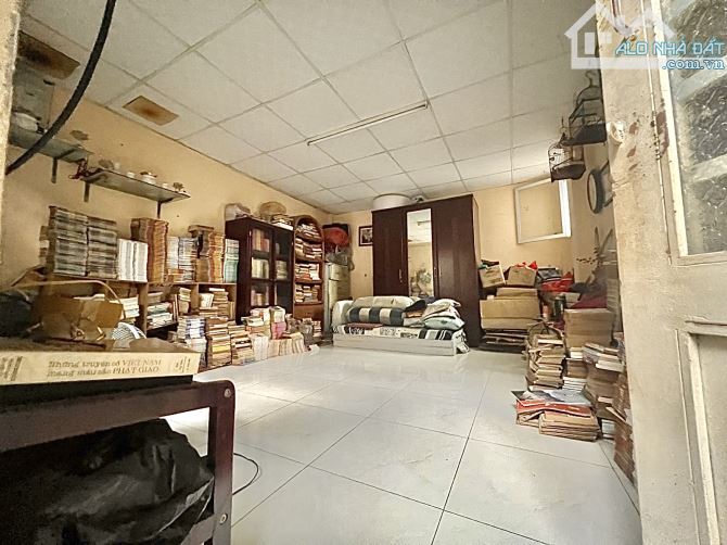 ✨ CHỈ 1,98 TỶ - 2 TẦNG ĐÚC, DT: 20M2 (4M x 6.5M), SỔ HỒNG RIÊNG, cách vài căn ra MẶT TIỀN - 2