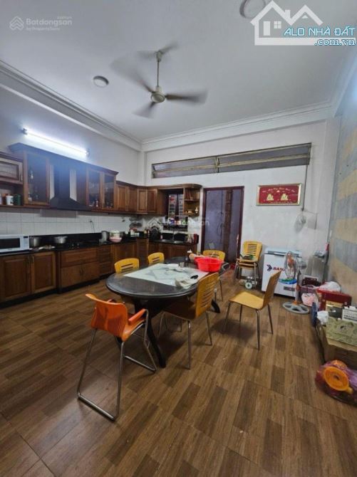 Bán nhà MTKD ngay TT hành chính Q.8 - Tạ Quang Bửu, Dương Quang Đông - 4 tầng - 5x20m - - 2
