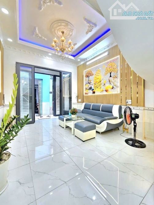 QUÁ RẺ- NHỈNH 1 Tỷ -NHÀ MỚI-2 TẦNG- HUỲNH TẤN PHÁT- SỔ HỒNG 35m2 - 2