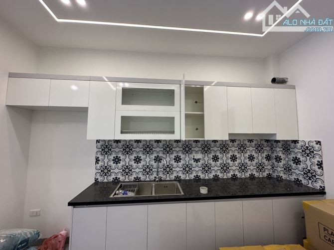 BÁN NHÀ THẠCH BÀN .Ô TÔ ĐỖ CỬA 45M.GIÁ 8.950 ( Có thương lượng) - 2