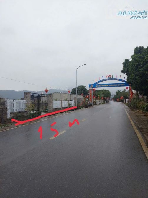Mặt đường chính vân hòa Ba Vì Hà Nội  465m2 _ 100m2 thổ cư _ 15mặt đường - 2