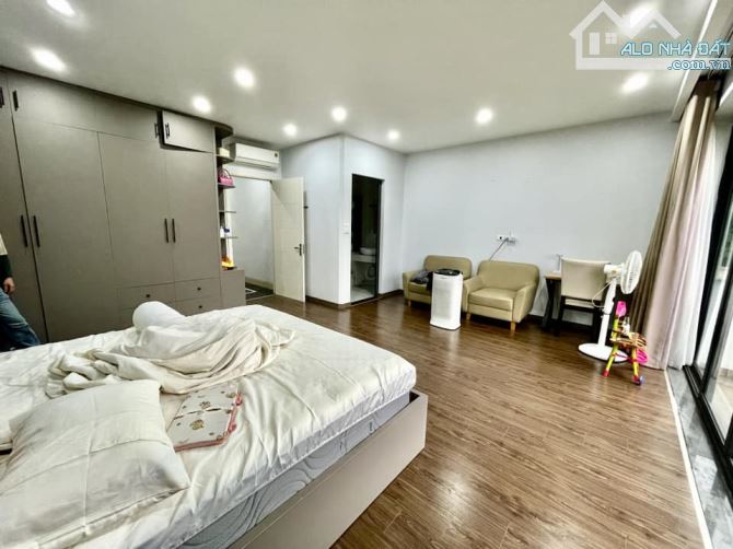 bán gấp căn Lô Góc Thang máy Kinh doanh đỉnh phố Trung Kính 50m 6 tầng mt4,2m giá 22 tỷ - 2