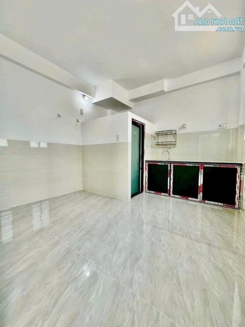 CĂN HỘ DỊCH VỤ - 140m2,(8.4x16)m - PHẠM VĂN CHIÊU - 6 TẦNG + THANG MÁY - THU NHẬP 1 Tỷ/năm - 2