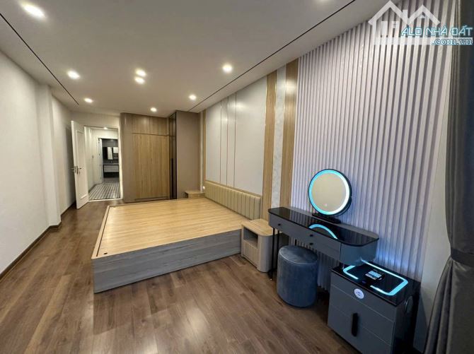 Cần bán nhà Đường Láng, Đống Đa, 40m2, 7T Thang máy, Siêu hiếm, 9.2 tỷ - 2