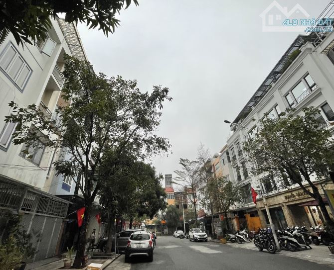 Bán Gấp Liền Kề Giá Tốt Nhất KĐT Văn Khê 85m2 ,Kinh Doanh , Toà Văn Phòng , Trục chính - 2