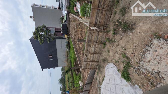 B.Á.N ĐẤT DỊCH VỤ TÂN TÂY ĐÔ,  Ô TÔ TRÁNH , SÁT ĐƯỜNG HOÀNG QUỐC VIỆT 80M, 10 TỶ - 2