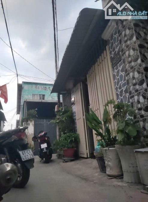 nhà em gái.nhà 1/ nguyễn ảnh thủ  hồ chí mịnh. - 2