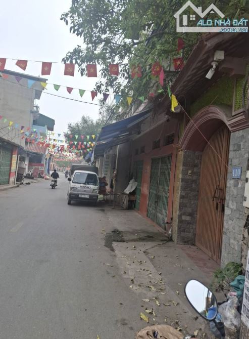 GIA ĐÌNH CẦN BÁN LÔ ĐẤT TAM HƯNG, THANH OAI, GẦN CHỢ, GẦN ĐƯỜNG CENCO5,VÀNH ĐAI GIÁ 3,9 TỶ - 2