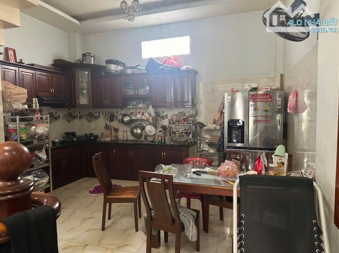 Nhà 3 tầng đông hoà dĩ sát làng đại học quốc gia - 2