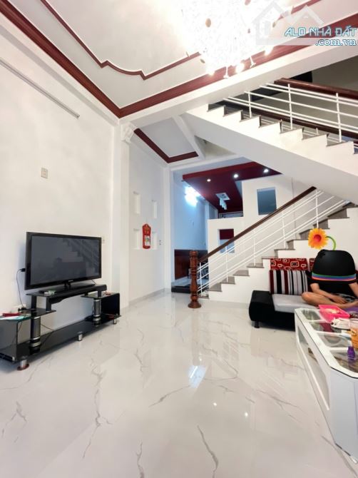 Mặt tiền 7m5 Hoàng Dư Khương Khuê Trung - Gần Xuân Thuỷ - Công viên Thanh Niên. - 2
