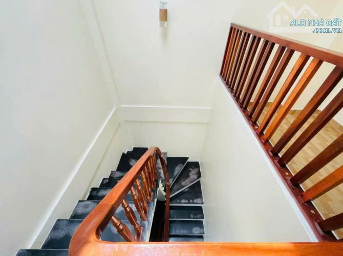 Gốc Đề Hoàng Mai – Nhà Đẹp Ở Ngay – Lô Góc – 42m 5 Tầng – Gần Ô Tô, 6,8 Tỷ. - 2