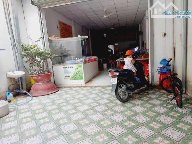 Mặt tiền Trần Hưng Đạo – Dĩ An – 113m² –  thuê 10tr/tháng – Giá 70 triệu/m² – Rẻ nhất khu - 2