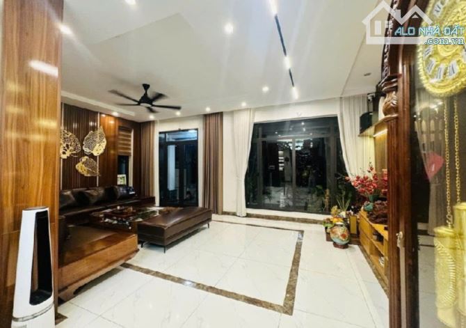 40.8 Tỷ/198 M2/ 9.9 M tiền/ Biệt Thự KĐT Chức Năng Tây Mỗ - 2