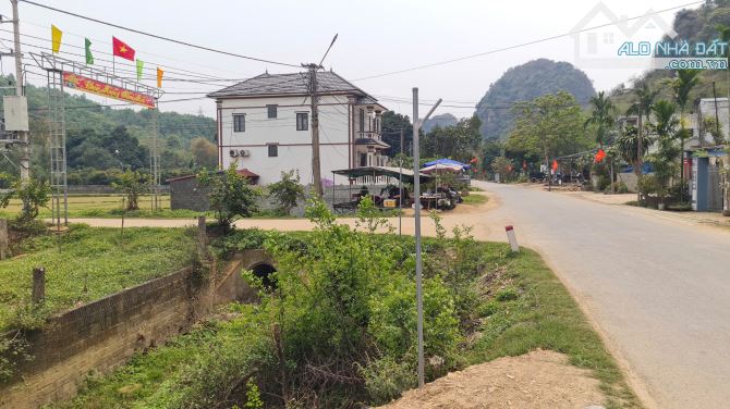 BÁN ĐẤT Ở ĐÔ THỊ TẠI KHU VÔI -THỊ TRẤN BA HÀNG ĐỒI- LẠC THỦY 860M2 3,5 TRIỆU/M2 - 2