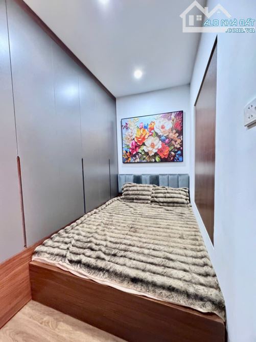 Cần bán căn hộ tập thể tầng 4, đường Phương Mai quận Đống Đa, dt 30m, mt 4m, giá 3,05 tỷ - 2