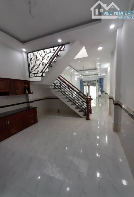 🏡Mặt tiền Trần Thị Hè , Hiệp Thành,Q12- DT 4,5x19m -2 tầng  -3 PN - 3 WC - nở hậu   💰giá - 2