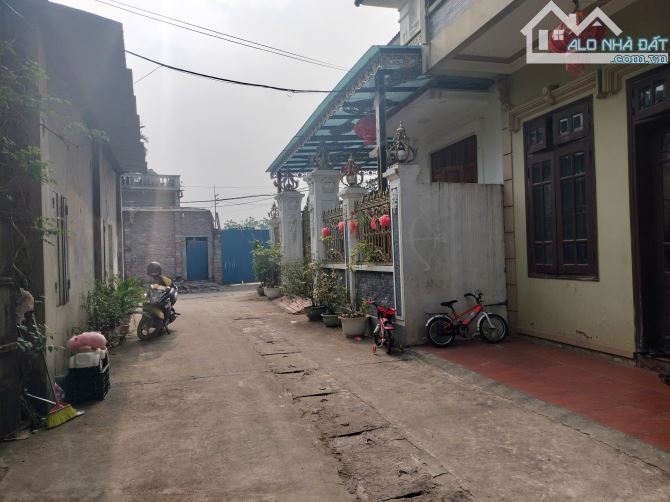 70,5m làn 2 QL6 Trường Yên, Chương Mỹ giá đầu tư chỉ 2,45 tỉ - 2