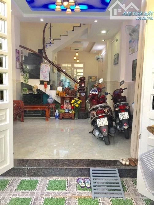 cần bán, VỊ TRÍ SIÊU ĐẸP, tông hưng thuận 07 tân hưng thuận quận 12 , Dt 87M3 × 3 tầng - 3