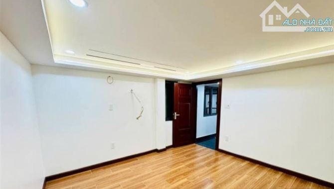Bán nhà Lạch Tray, Hàng Kênh, Lê Chân, Hải Phòng. 4 tầng, 51m2, 3,5 tỷ. Ngang 3,9m, d2 - 3
