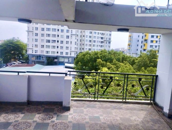 Khu phân lô đồng bộ đẹp VIP- công viên tiện ích bao phủ- Nhà đẹp an ninh tốt- đường 10m - 3