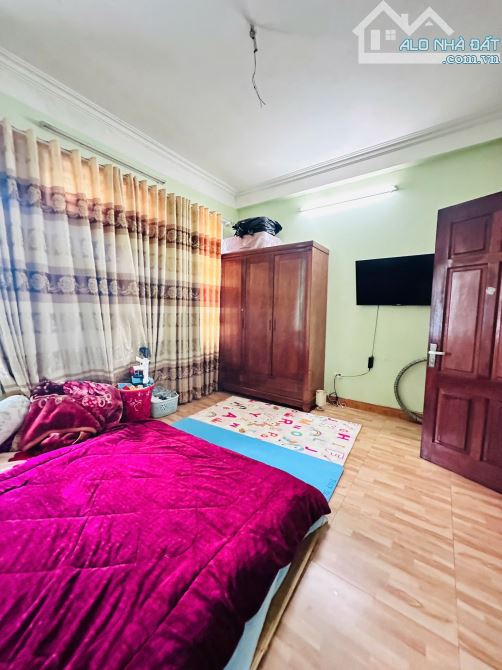BÁN NHÀ MẶT PHỐ 29 TỶ 67m 4 TẦNG MT 5m VỈA HÈ Ô TÔ TRÁNH PHẠM VĂN ĐỒNG BẮC TỪ LIÊM - 3