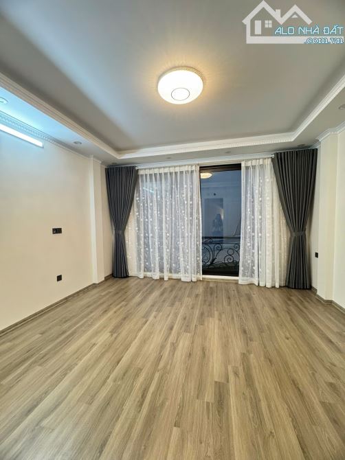 (NHỎ XINH) Bán nhà ngõ 87 Phú Đô 30mx5T mới đẹp 50m ra phố 5.5 tỷ sổ vuông nhà thoáng Nam - 3