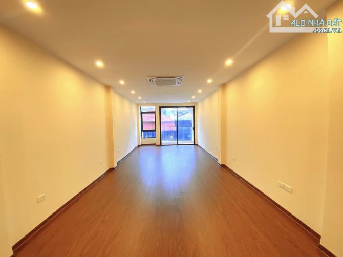 Nhà đệp ở ngay Chùa Láng Đống Đa. Sổ 61m, 7 tầng ngủ MT4m1 Giá 19 tỷ Ngõ ô tô cực đẹp - 3