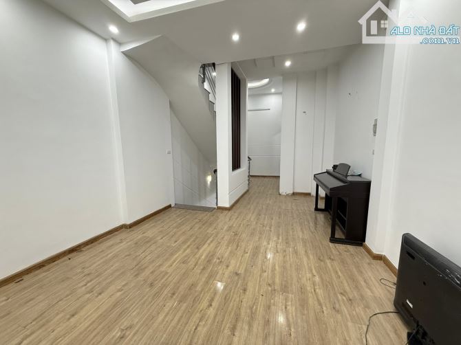 🔥 TRUNG LIỆT – GẦN PHỐ – 2 THOÁNG – 40M2 – MẶT TIỀN 4.1M – 5 TẦNG – 9.5 TỶ - 3