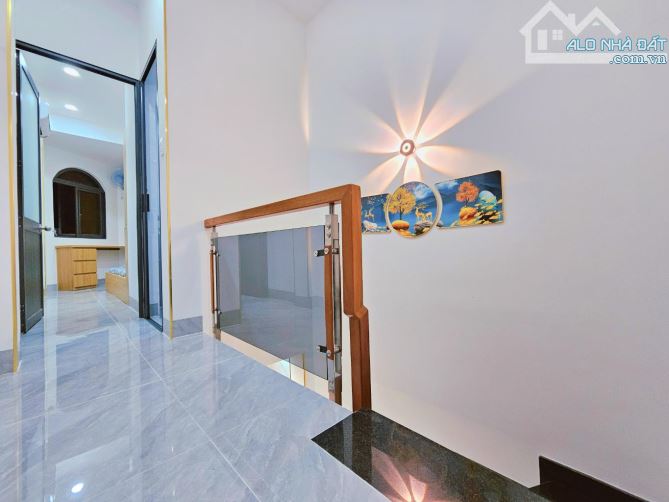 Hạ 149 triệu, chỉ còn 4.15 Tỷ căn nhà lô góc, mới đẹp, 40m2 (3.2x,12.5), 2 tầng, giá 4.15T - 4