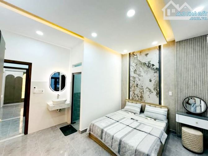 Siêu Phẩm GÒ VẤP - Hẻm Xe Hơi Gần Chợ THẠCH ĐÀ - 6.07m × 11m - 2 Tầng - 6.18 TỶ. - 4