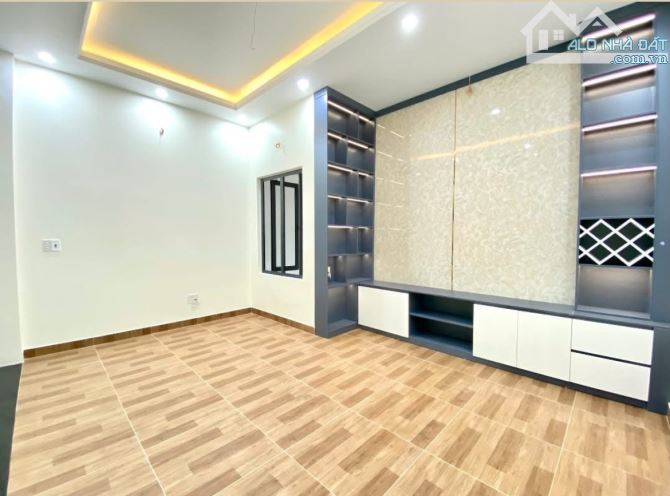 Bán nhà 4 tầng Lâm Tường, Trần Nguyên Hãn, Lê Chân, 67m2, chỉ 5.7tỷ - 4