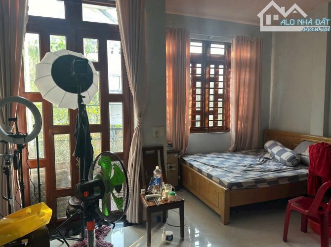 Nhà 3 tầng đông hoà dĩ sát làng đại học quốc gia - 4