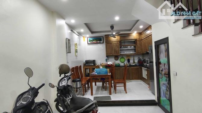 Bán nhà Phúc Đồng 42m x 5 tầng 11 tỷ - 4