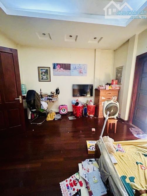 BÁN NHÀ PHỐ NGUYỄN LƯƠNG BẰNG - TÂY SƠN - ĐỐNG ĐA - 40 M2-5 T- MT5M-16,5 TỶ KINH DOANH - 5