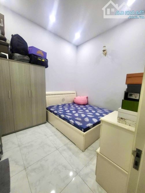 GIÁ TỐT NHẤT PHAN VĂN HỚN - NHÀ 2 MẶT HẺM TRƯỚC SAU - HẺM XE HƠI - 84m2 (4,5x21) Cấp 4 2PN - 5