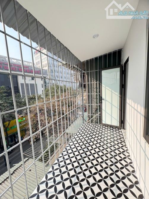 Cần bán căn hộ tập thể tầng 4, đường Phương Mai quận Đống Đa, dt 30m, mt 4m, giá 3,05 tỷ - 5