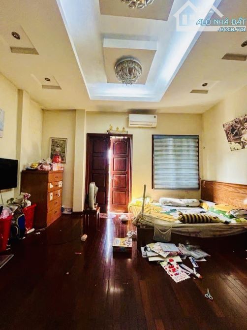 BÁN NHÀ PHỐ NGUYỄN LƯƠNG BẰNG - TÂY SƠN - ĐỐNG ĐA - 40 M2-5 T- MT5M-16,5 TỶ KINH DOANH - 6