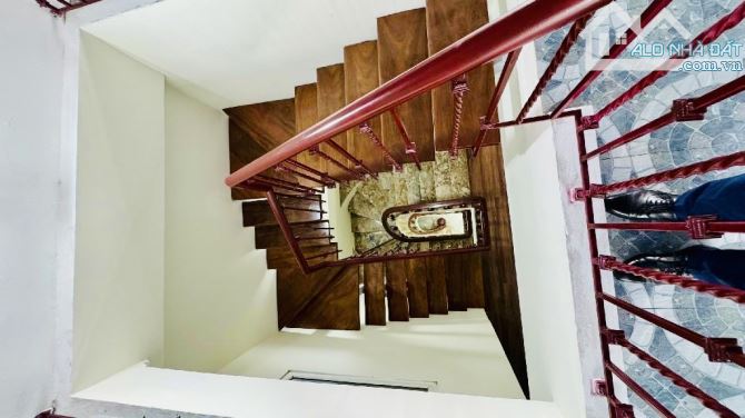 🔆🔆🔆 Phố Bồ Đề 3 Bước Ra Nguyễn Văn Cừ - Nhà 4 Tầng - Ở Luôn - 2 Thoáng - 6
