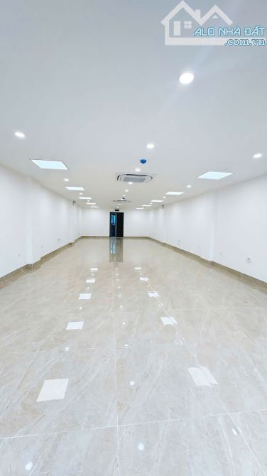 BÁN TOÀ VĂN PHÒNG MẶT PHỐ TÔ VĨNH DIỆN 125m2 x 8T THANG MÁY - MT 6m - 72 TỶ - VỈA HÈ -KD - 6