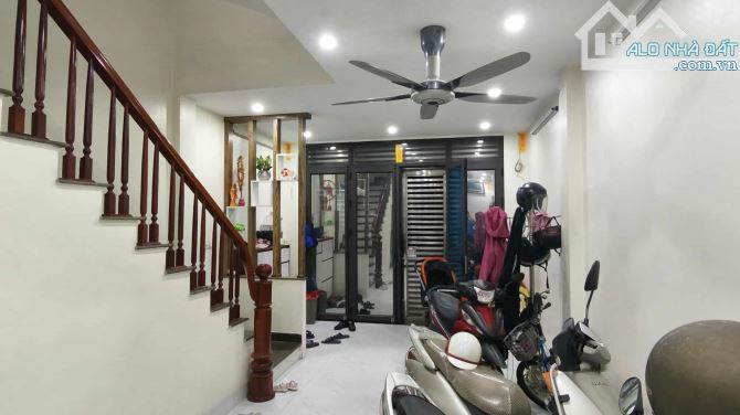 Bán nhà Phúc Đồng 42m x 5 tầng 11 tỷ - 7