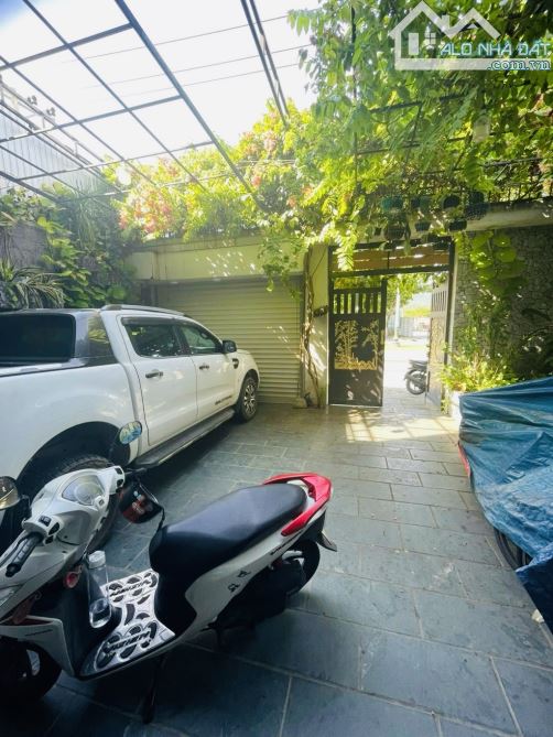 BÁN BIỆT THỰ GẦN BIỂN 3 TẦNG ĐƯỜNG CHU HUY MÂN, SƠN TRÀ- DT 160M2 NGANG 8M. GIÁ 10,5 TỶ TL - 7