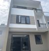 Bán Nhà 3 Tầng sau UBND P.Hà Khánh.DT:51.2m2,MT:4.78m Oto Tránh Nhau !!!