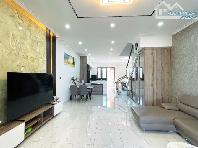 🌸 Cho thuê nhà 3 tầng Gói 8 Mỹ Gia - The Capella Garden, Nha Trang